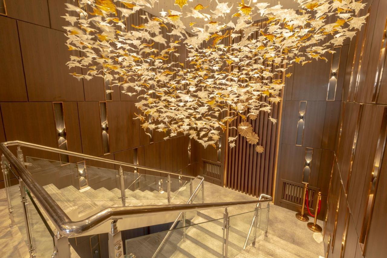Millennium Plaza Hotel & Mall ウランバートル エクステリア 写真